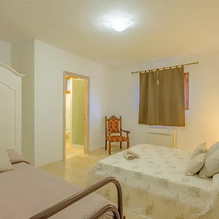 Sardinia Family - Brunilde With Private Pool Arzachena